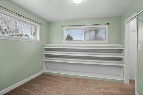 Bedroom - 27 Walnut Dr, Petal, MS 39465 photo 5 of 8
