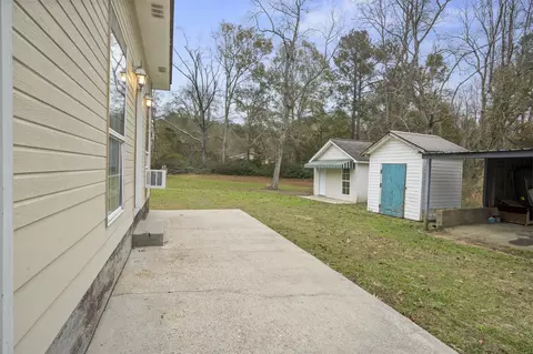 Exterior - 27 Walnut Dr, Petal, MS 39465 photo 6 of 10