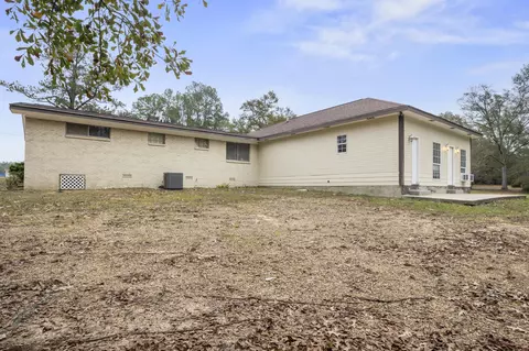 Exterior - 27 Walnut Dr, Petal, MS 39465 photo 9 of 10