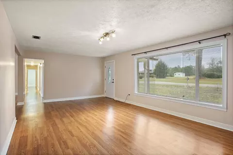 Living - 27 Walnut Dr, Petal, MS 39465 photo 3 of 6