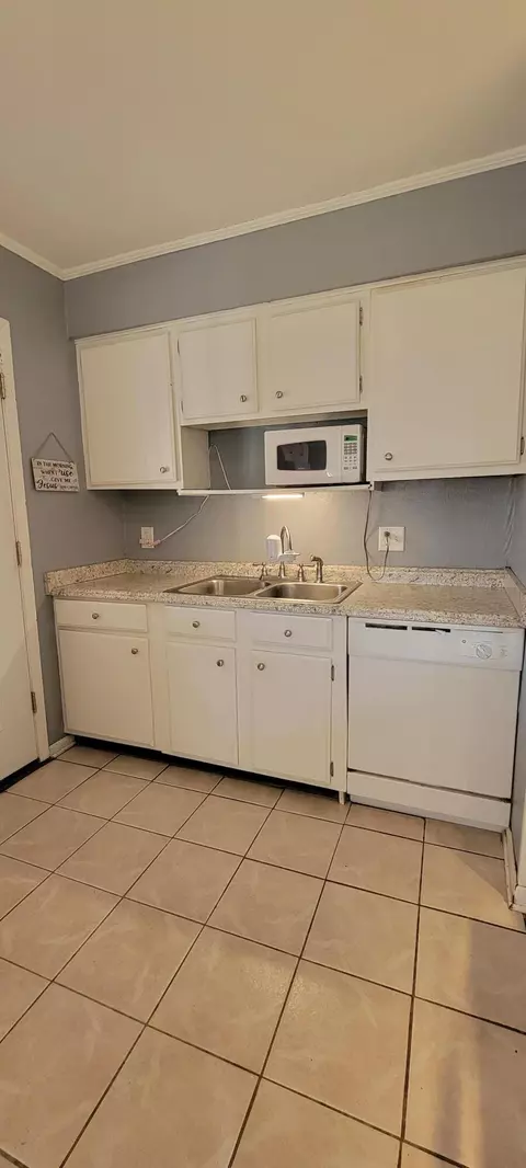 302 E Cherry, Petal, MS 39465 photo 8