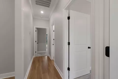 Entry Way - 12 Brunswick Pt, Sumrall, MS 39482 photo 4 of 4