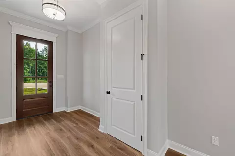 Entry Way - 12 Brunswick Pt, Sumrall, MS 39482 photo 1 of 4
