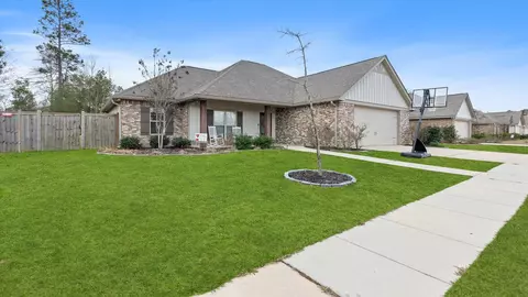 31 Castlewoods Way, Petal, MS 39465