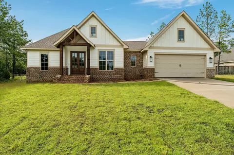 40 Redmont Dr, Sumrall, MS 39482