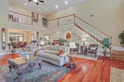 Living - 766 Pinola Braxton Rd, Braxton, MS 39044 photo 1 of 5