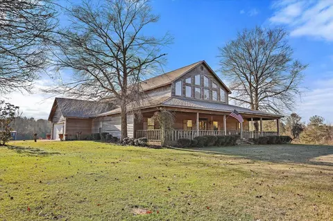 766 Pinola Braxton Rd, Braxton, MS 39044