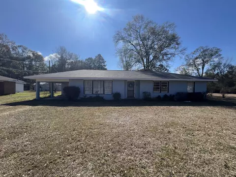 109 E Rankin St, Columbia, MS 39429