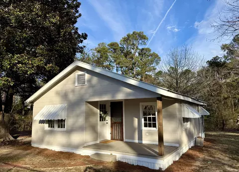 2279 Jeff Davis School Rd, Meridian, MS 39301