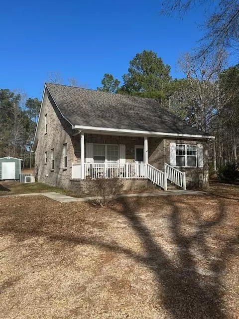 19 Akers Ln, Hattiesburg, MS 39402