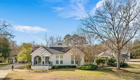 21 Emily St, Bay Springs, MS 39422