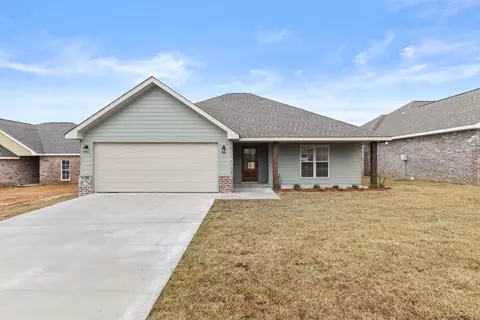 94 E Bartlet Way, Hattiesburg, MS 39402