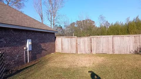 Exterior - 16 Cobblestone Dr, Sumrall, MS 39482 photo 3 of 3