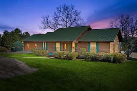 285 Holmes-pittman Rd, Foxworth, MS 39483