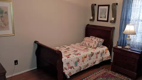 Bedroom - 1405 Willus Dr, Laurel, MS 39440 photo 5 of 6