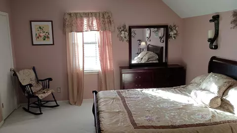 Bedroom - 1405 Willus Dr, Laurel, MS 39440 photo 1 of 6