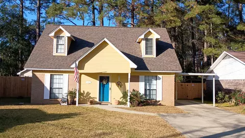 1405 Willus Dr, Laurel, MS 39440