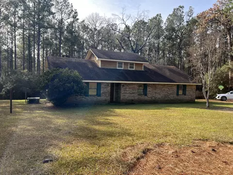 58 Ratliff Rd, Foxworth, MS 39483 photo 2