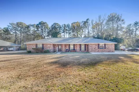 117 Beechwood Dr, Hattiesburg, MS 39402