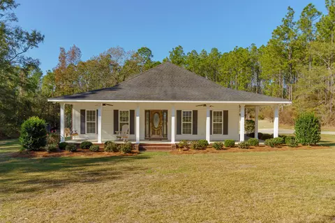 163 F W G Rd, Lucedale, MS 39452