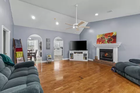 843 Slade, Purvis, MS 39475 photo 6
