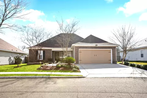 18 Montrose Ct, Hattiesburg, MS 39402
