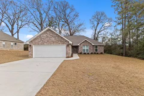 16 Charleston Pt, Petal, MS 39465