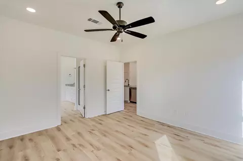 Bedroom - 209 Dolly Ln, Magee, MS 39111 photo 2 of 5