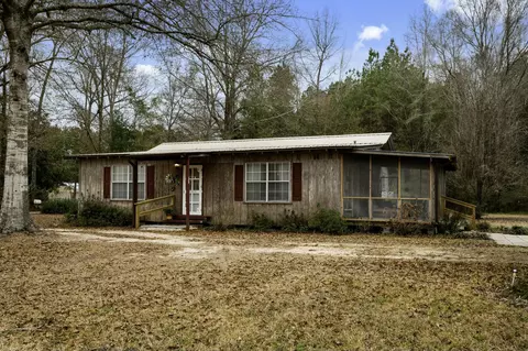 197 St Paul Rd, Sandy Hook, MS 39478 photo 5