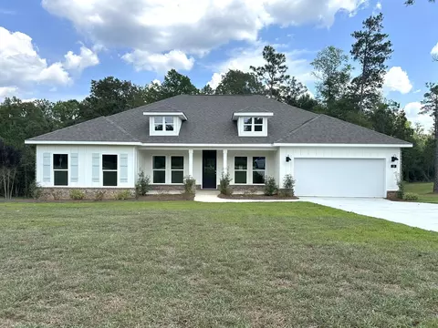 28 Wabash Way, Sumrall, MS 39482