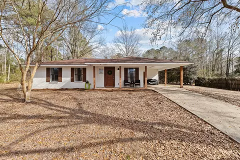 22 Bounds Rd, Sumrall, MS 39482