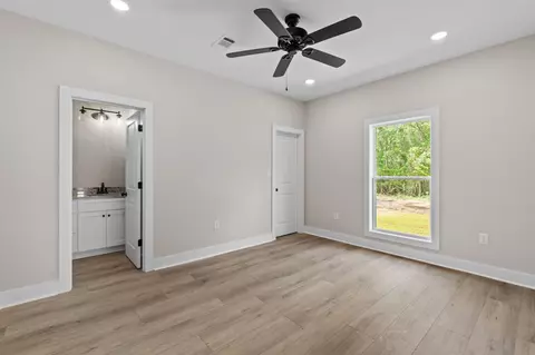 Bedroom - 321 Nobles Rd, Sumrall, MS 39482 photo 1 of 6