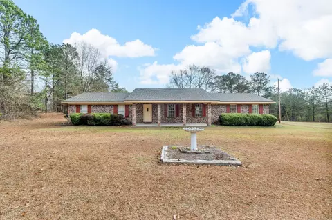 496 Eatonville Rd, Hattiesburg, MS 39401