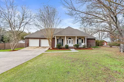 619 Macedonia Rd, Petal, MS 39465