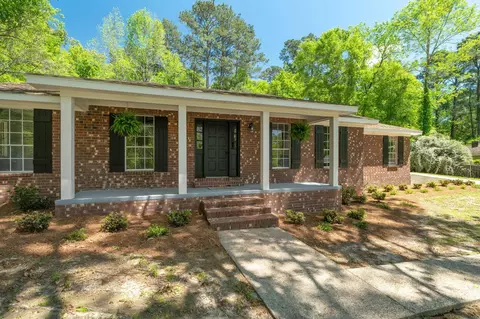 50 Country Park Cir, Petal, MS 39465