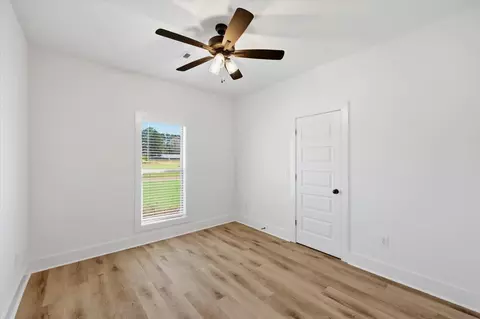 Bedroom - 107 NE Adams Ave, Magee, MS 39111 photo 3 of 5