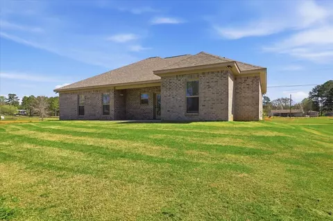 Exterior - 107 NE Adams Ave, Magee, MS 39111 photo 7 of 7