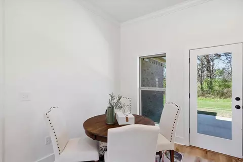 Dining - 107 NE Adams Ave, Magee, MS 39111 photo 1 of 1
