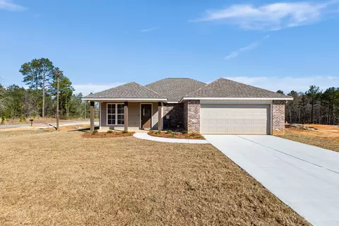 7 Jackson Square Dr, Hattiesburg, MS 39402