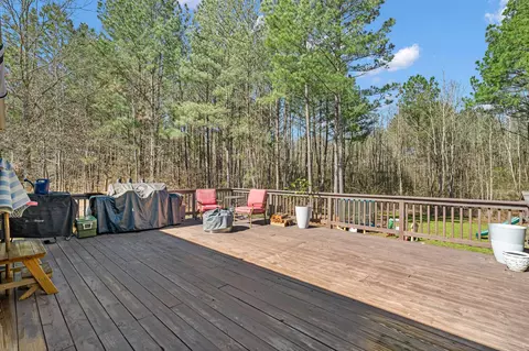 Exterior - 132 Hemingway Dr, Sumrall, MS 39482 photo 3 of 5