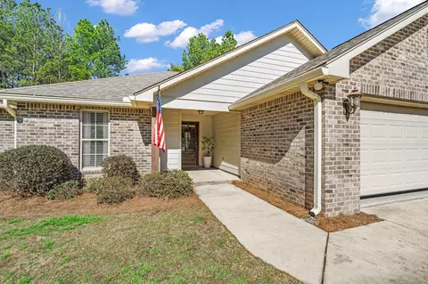Exterior - 132 Hemingway Dr, Sumrall, MS 39482 photo 2 of 5