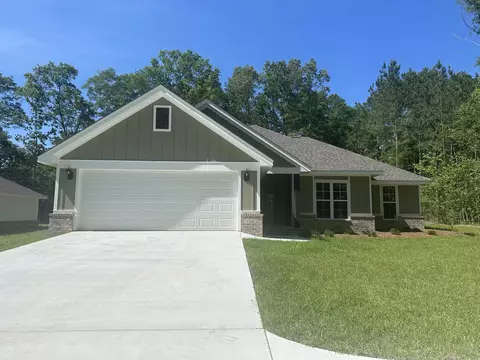 14 The Oaks Dr, Sumrall, MS 39482