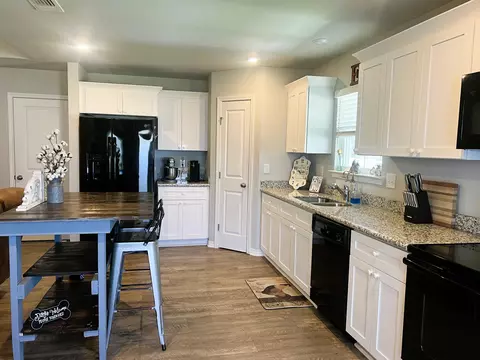 18230 Mill Cv, Gulfport, MS 39503 photo 5