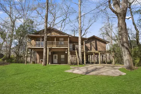 128 River Lot Rd, New Augusta, MS 39462