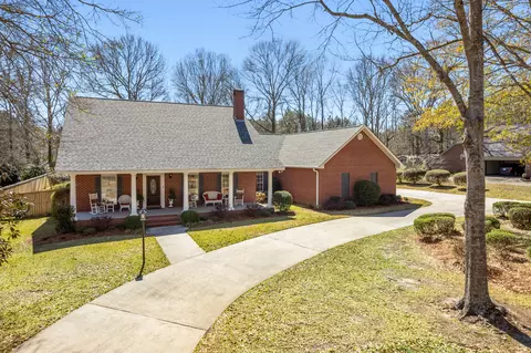 25 Deerfield, Hattiesburg, MS 39402