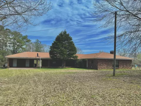 2524 Rocky Branch Rd, Sumrall, MS 39482