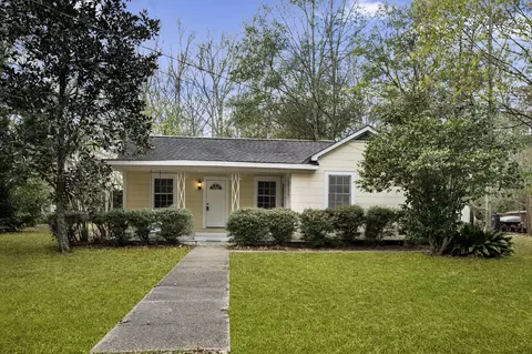 210 Ford Dr, Petal, MS 39465