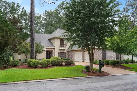 99 Bienville, Hattiesburg, MS 39402