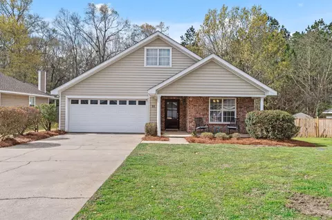 31 Whitestone Ct, Hattiesburg, MS 39402