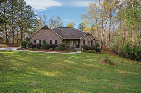 84 Archel St, Petal, MS 39465